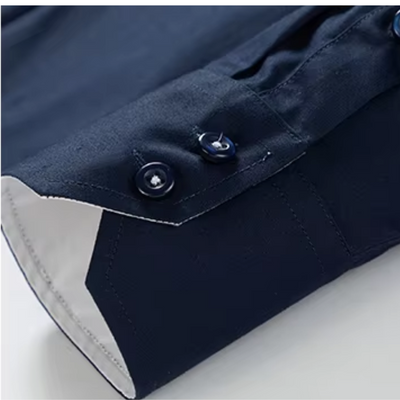 Slim Fit langærmet herreskjorte med kontrastfarvet krave og lommer | Perfekt til alle årstider