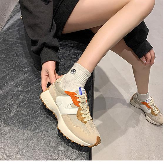 Nina - chic sports shoes