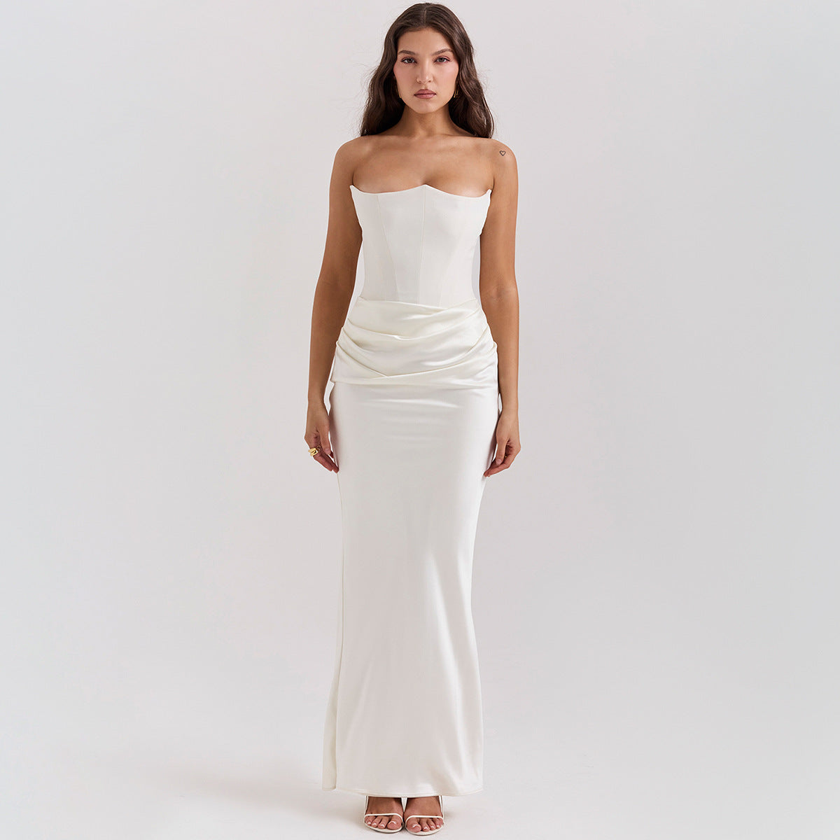 Katie Women's Evening Dress - Strapless Long Dress with Exposed Back and Elegant Waisted Cut