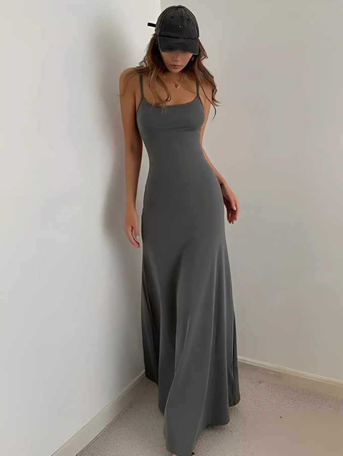 Freya - Elegant Sleeveless Maxi Dress