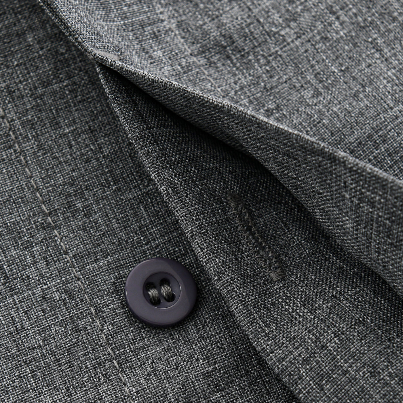 Men's shirt - Button closure - Breathable cotton and linen blend - Regular fit - Short sleeves