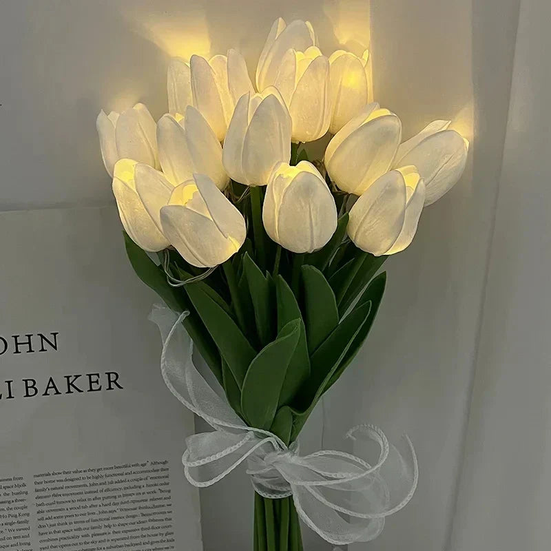 TulipGlow - Bærbar LED-tulipan-natlampe