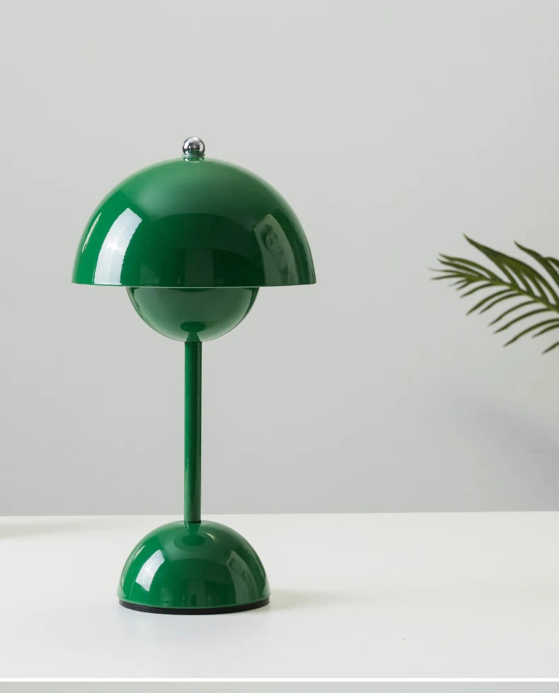 Dome-Shaped Table Lamp with Rounded Base
