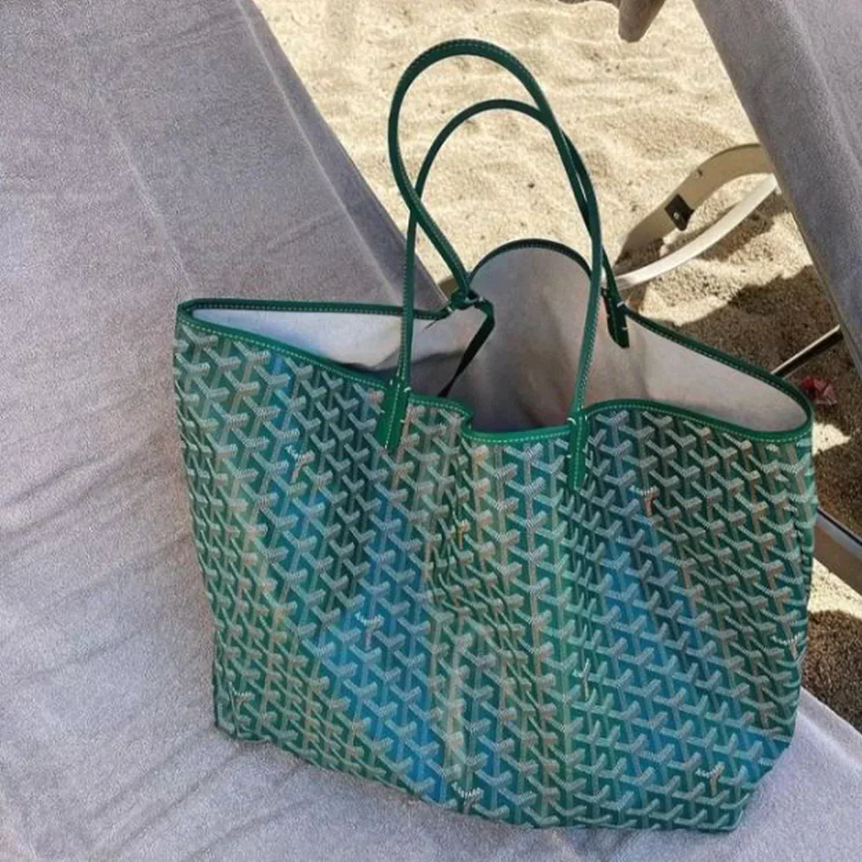 Women’s Large Patterned Tote Bag