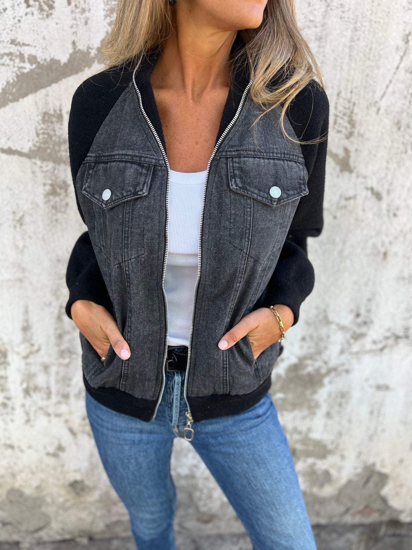 Hilda - Moderne jakke med denim