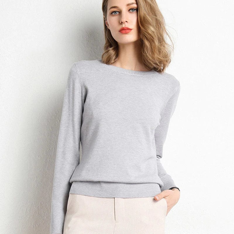 Cashmere sweater with classic neckline
