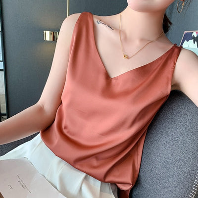 Trina - Luksuriøs silkevest til kvinder i en elegant stil